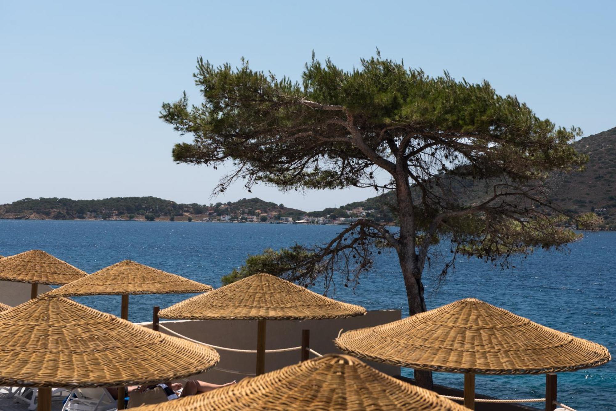 Carian Hotel Масути Екстериор снимка